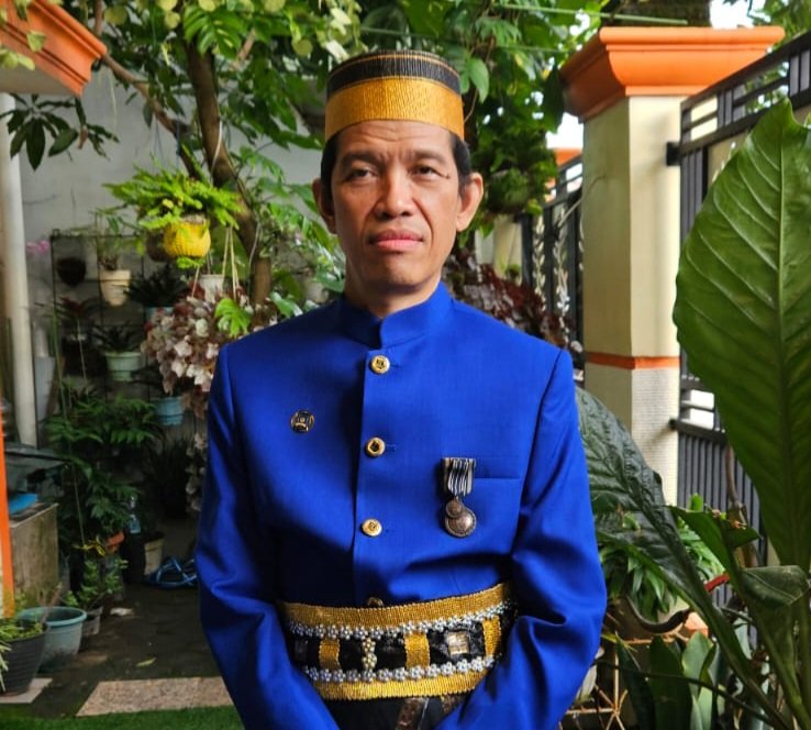 Dua Dekade Mengabdi, Prof Ismail Marzuki Terima Tanda Kehormatan Satyalancana dari Presiden di Hari Pendidikan Nasional 2026. (Foto:Ist)