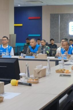 Kunjungi PLTU Punagaya, Direksi PLN Dorong Penguatan Energi Sulawesi