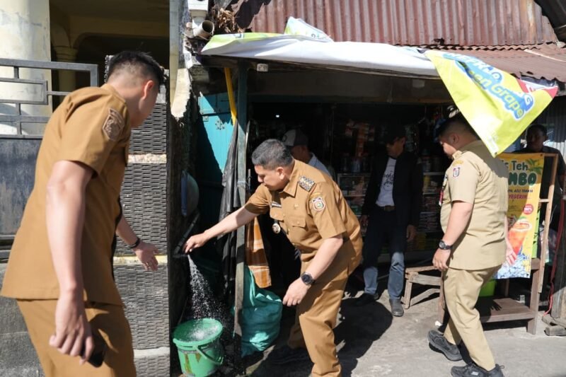 Keterangan Gambar : Walikota Munafri Arifuddin Susuri Lorong di Wilayah Utara (Foto : Istimewa)